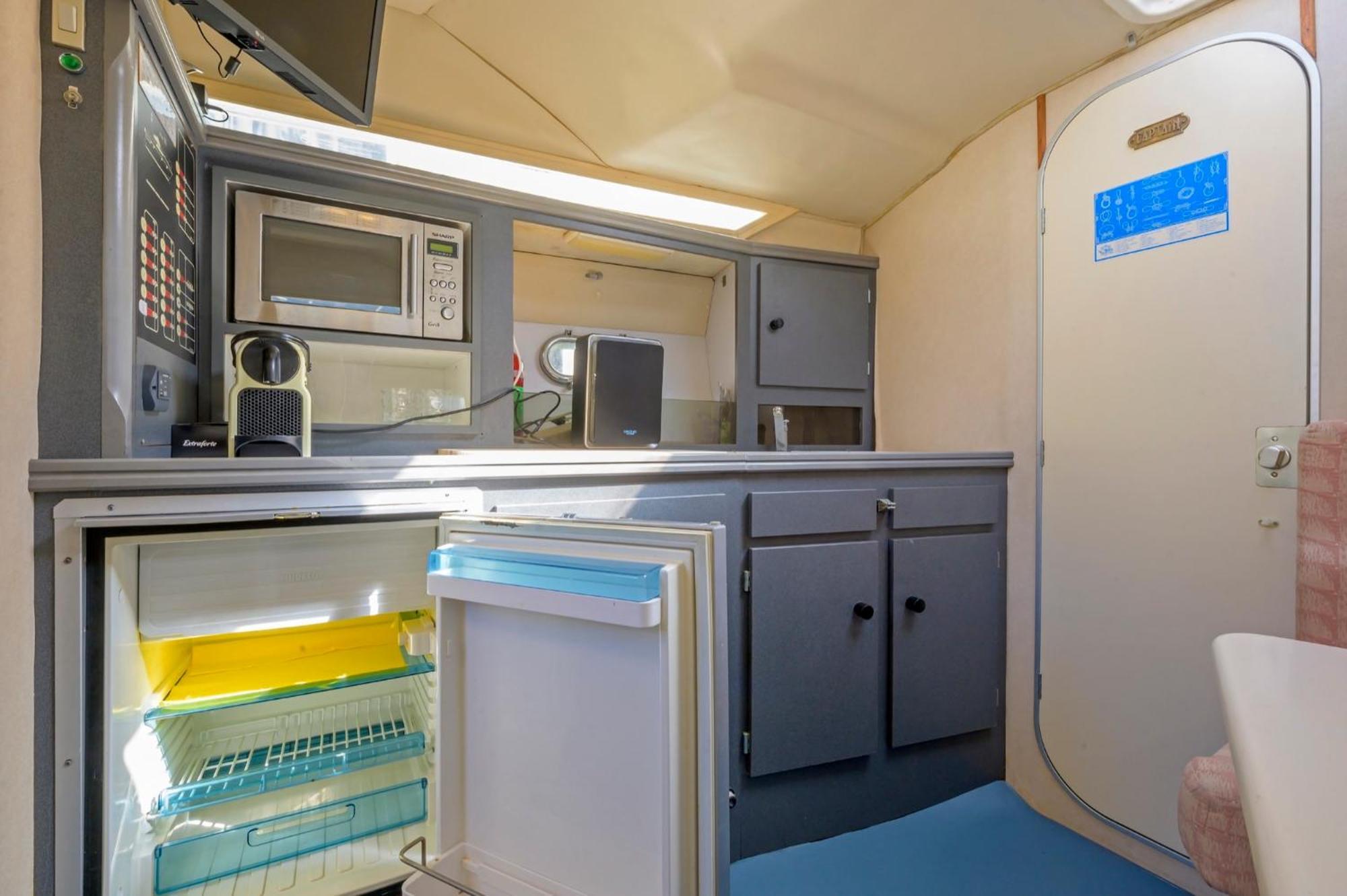 Boat Hotel Barcelona Sant Adria de Besos Δωμάτιο φωτογραφία